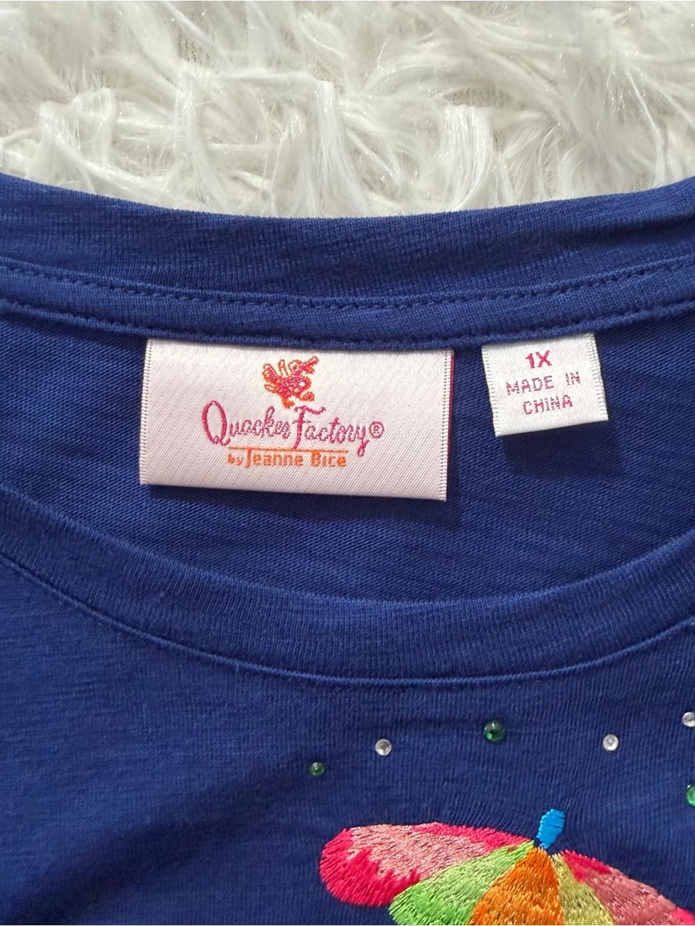 Quacker Factory Womens Embroidered Life’s Better In Flip Flops Top Size 1X Blue - Picture 3 of 9